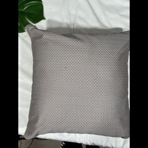 NWD Hotel‎ Collection Honeycomb Trelli Decor Pillow